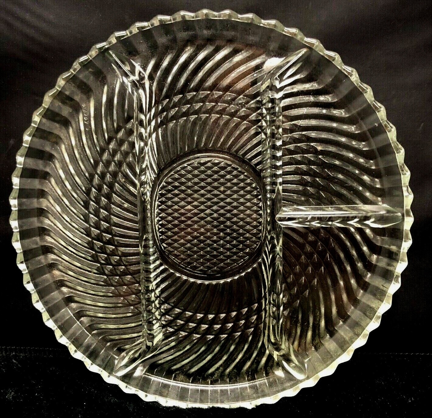 Dominion Glass Clear Swirl Ribbed 4 Part Divided Relish Tray Plate Platter 10″