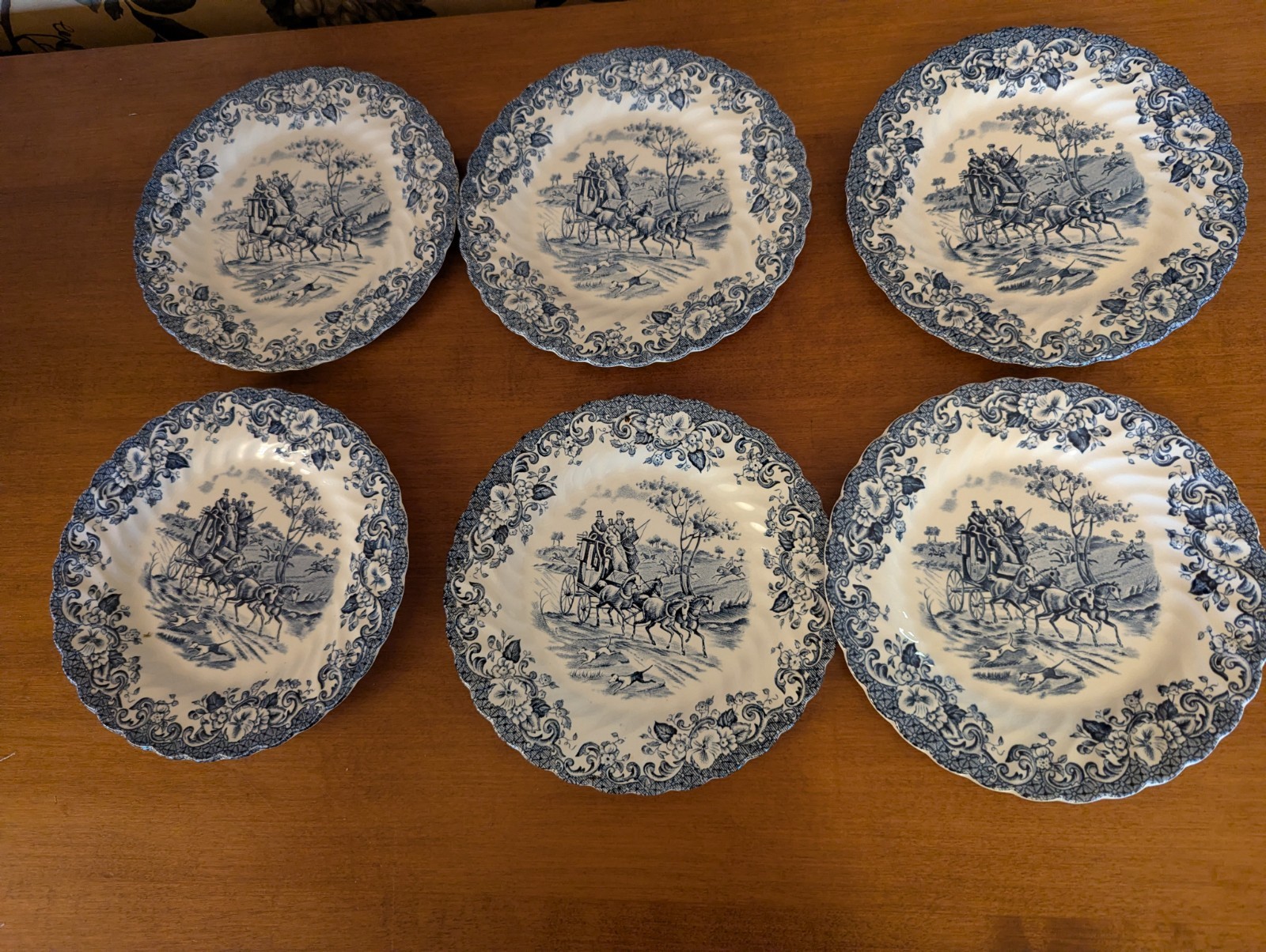 6-VINTAGE JOHNSON BROTHERS COACHING SCENES BLUE IRONSTONE BREAD PLATES 6-1/4″