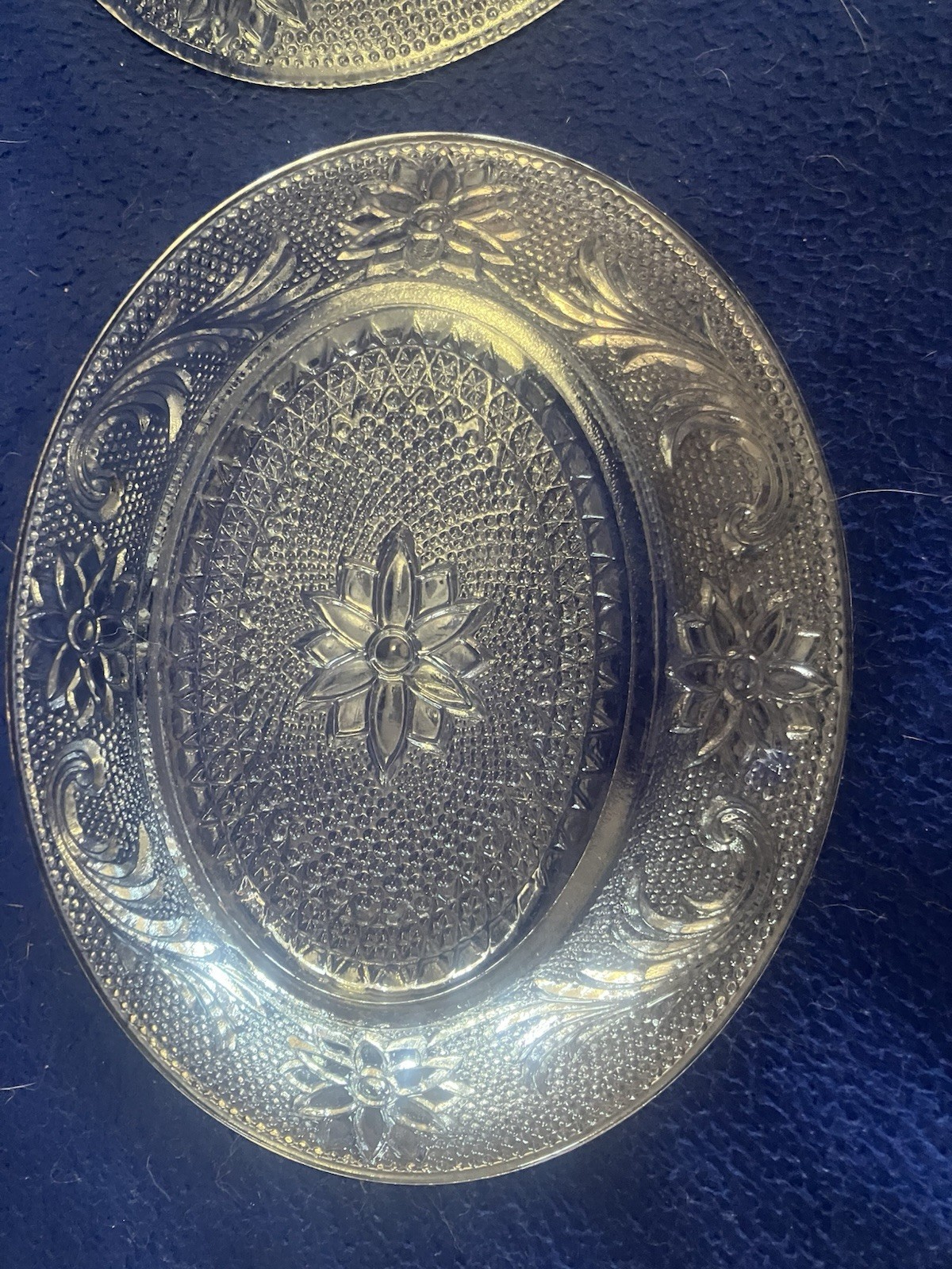 Tiara Exclusives Indiana Glass Snack & Serving Sandwich Glass – 4 Pieces, 1970s