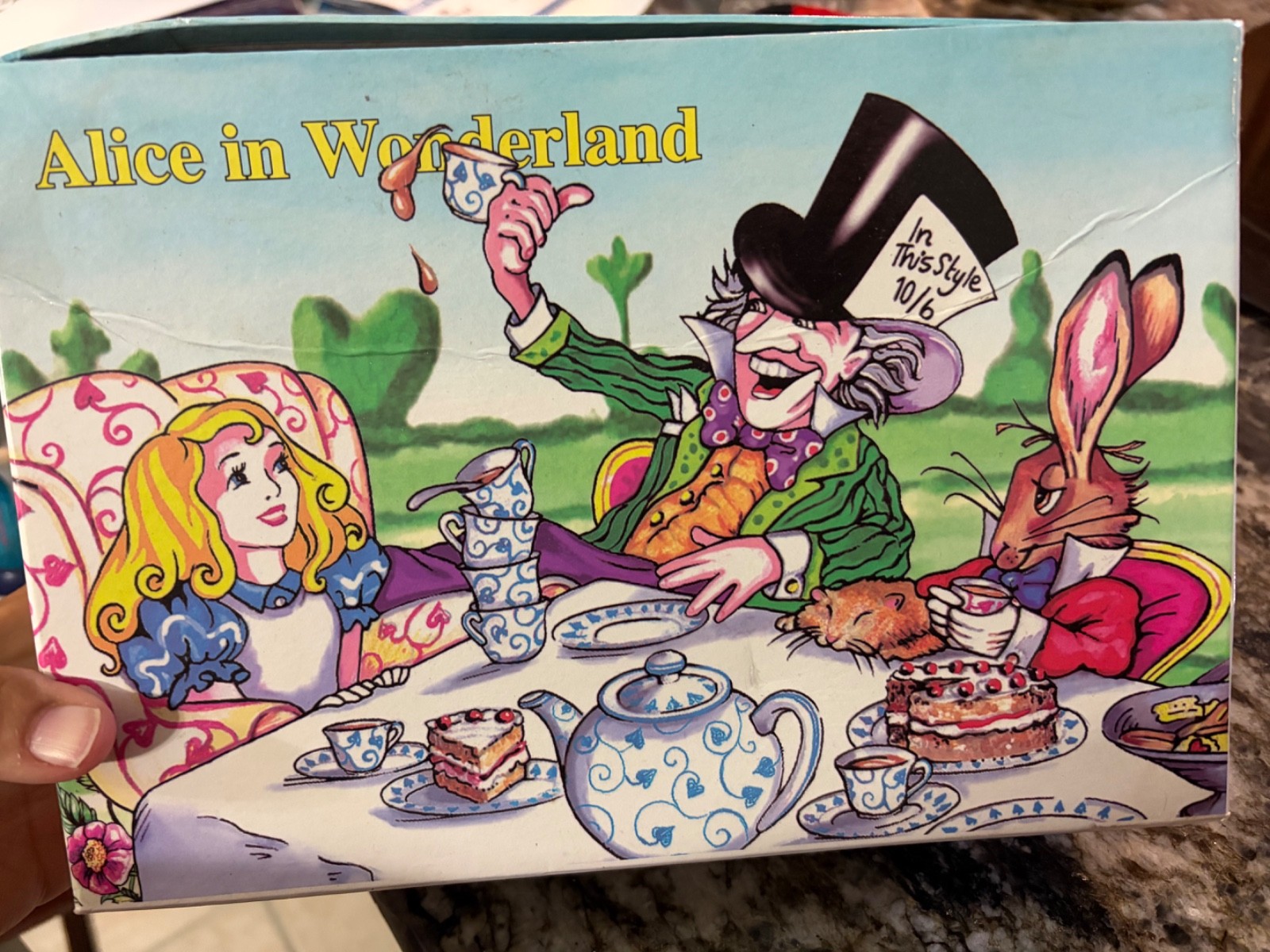 Alice in Wonderland’s Tea Party Set of 2 Cardew Design Mugs Saucers In Box 2011