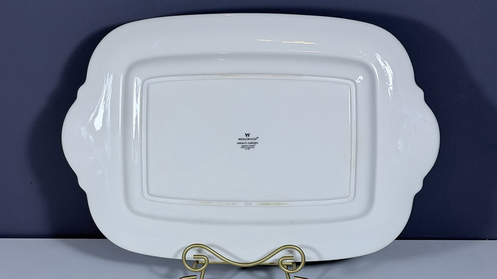 Wedgwood Sarah’s Garden Pear Platter 19.75” Queen’s Ware England 1997 UNUSED