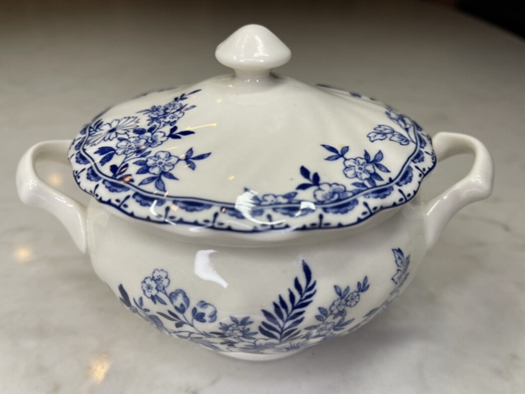 Johnson Brothers- Devon Cottage Plate, Bowl, Mug, tea cup & Saucer, Tea Sets