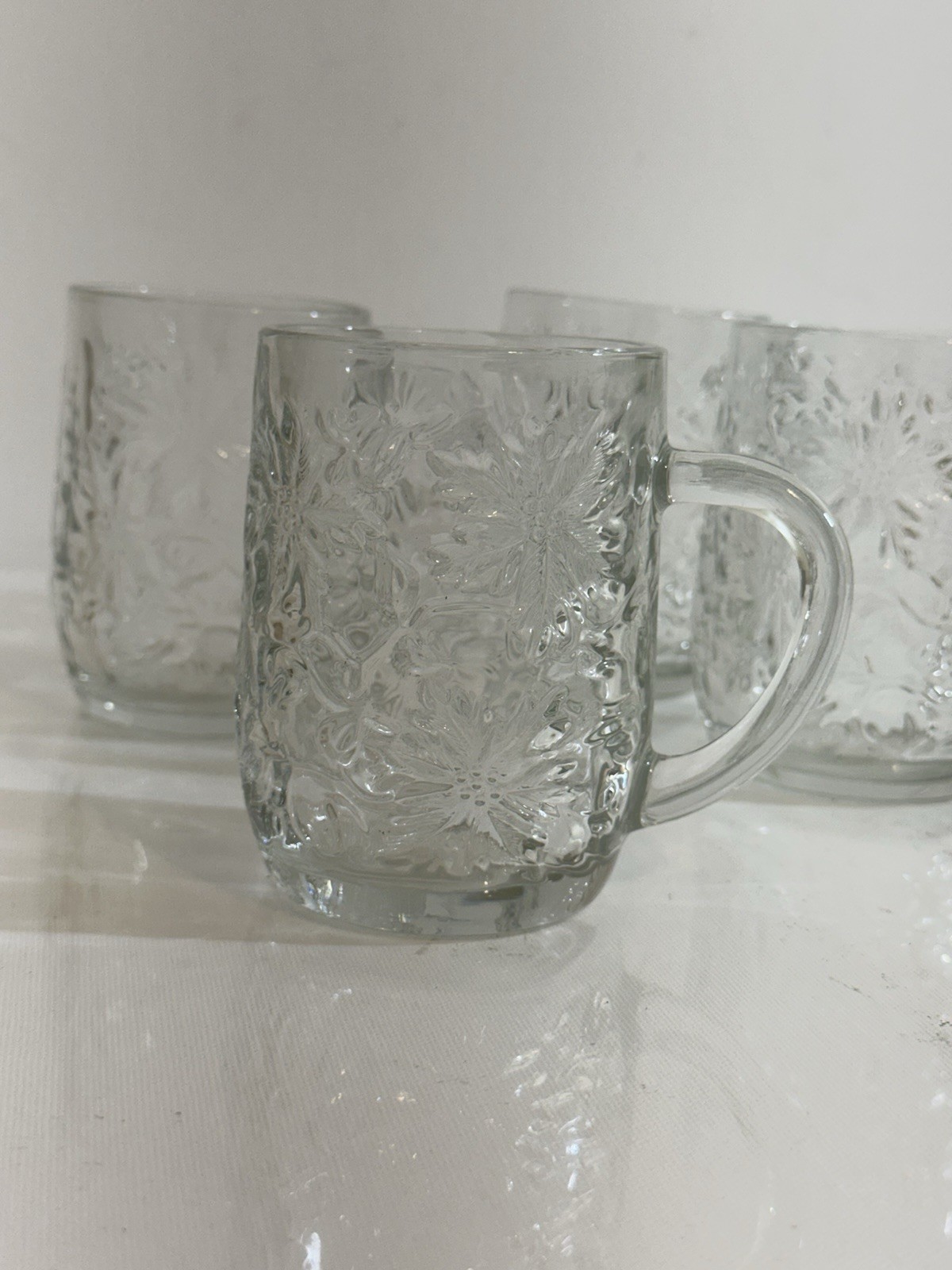 Princess House Fantasia Clear Coffee Cup Mug Poinsettia Set 4