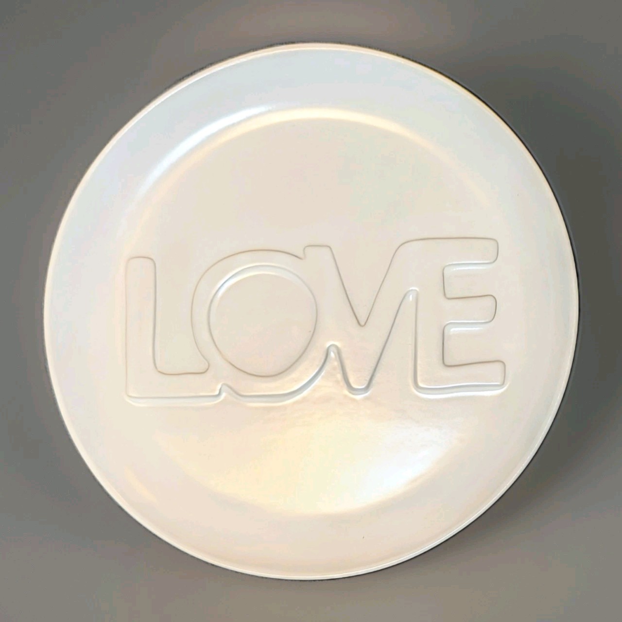 RARE 4 Crate & Barrel Lucia Eames LOVE Salad Plates White Embossed 2022 NEW NWT!