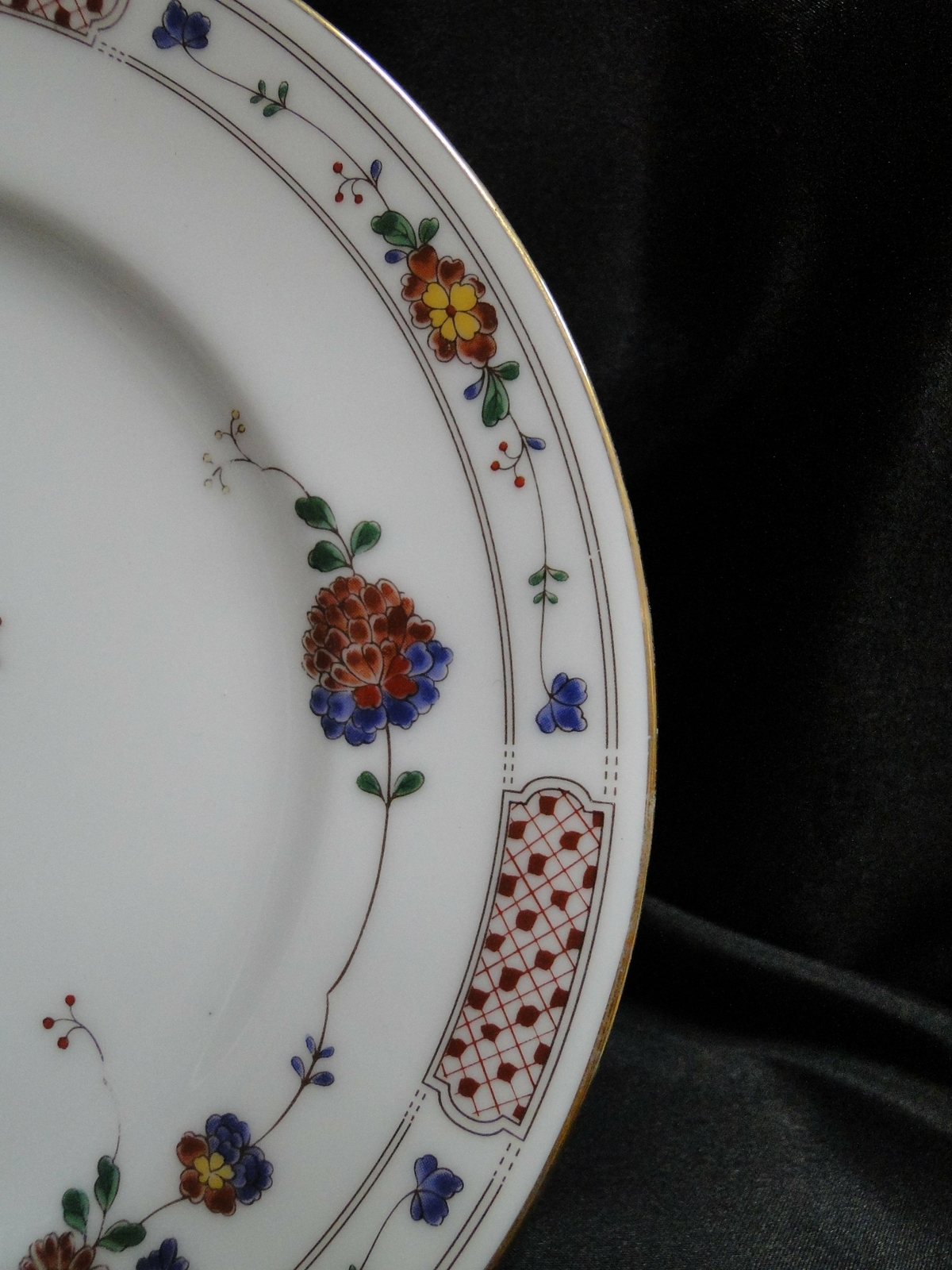 Noritake Nanking, 2860, Rust Flowers: Salad Plate (s), 8 1/4″