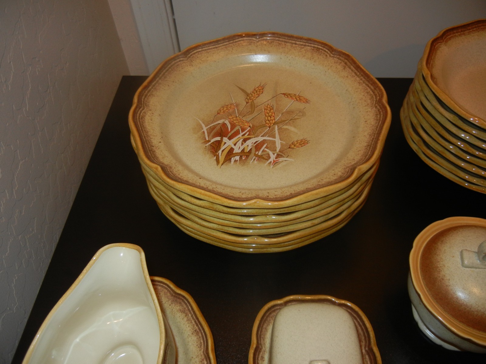 Vintage MIKASA Whole Wheat E8000 Stoneware Dinnerware Set, 35 pieces – PRISTINE!