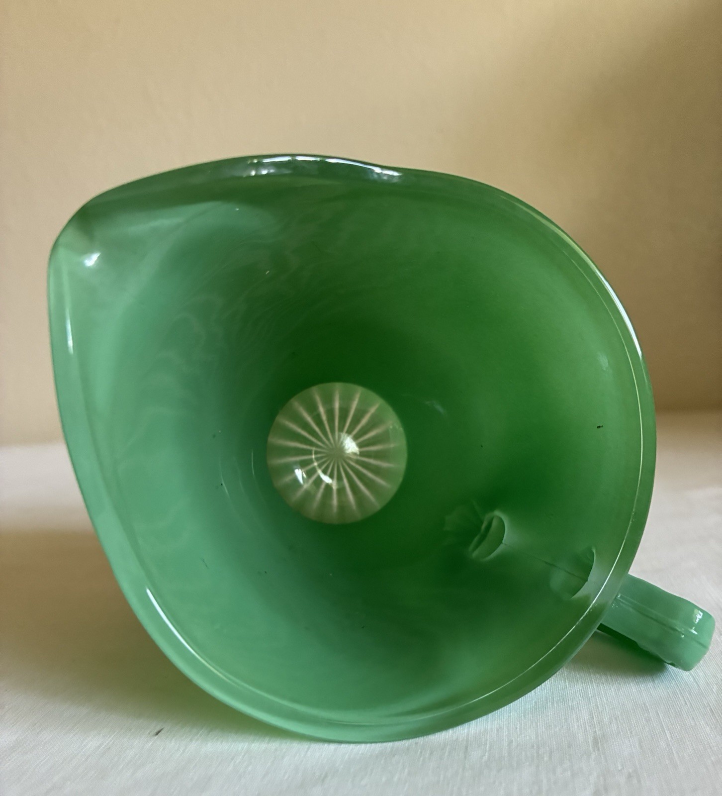 Vintage Hazel Atlas Platonite Green Jadeite Style Milk Glass Creamer 1940’s
