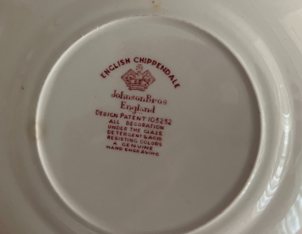 2 JOHNSON BROTHERS Pink Chippendale BREAD PLATES 6 1/4 inches
