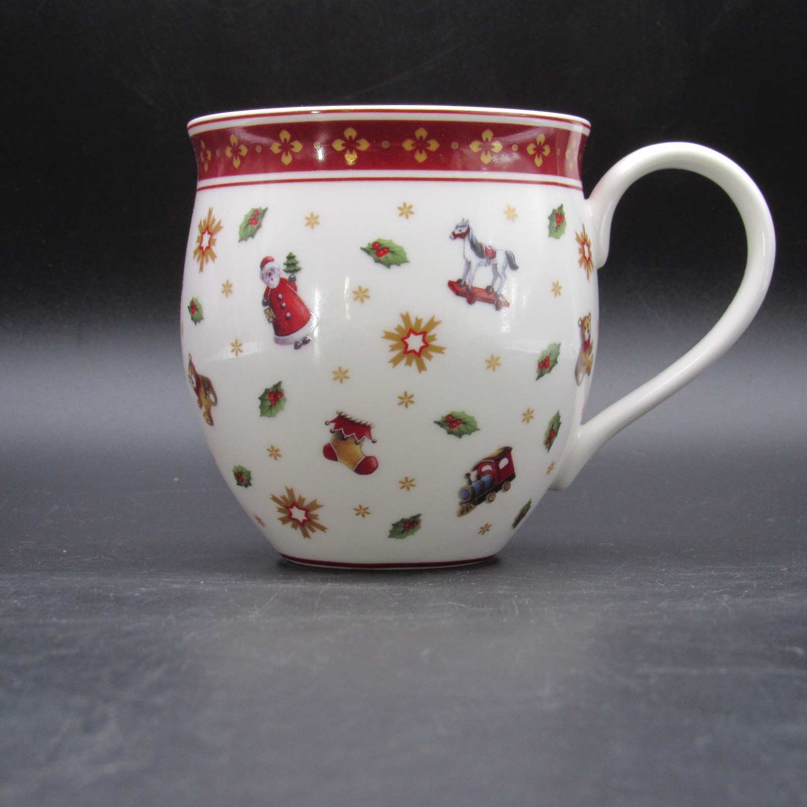 Villeroy & Boch Christmas Mugs Set of 2 Holiday Porcelain Coffee Cups 12oz 15oz