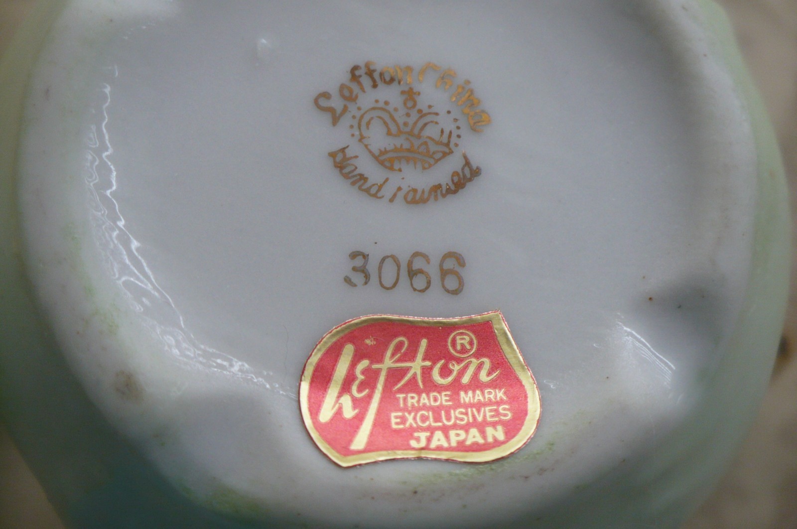 LEFTON CHINA GREEN HERITAGE ROSE ROUND TEAPOT CREAMER AND SUGAR BOWL 3 PC