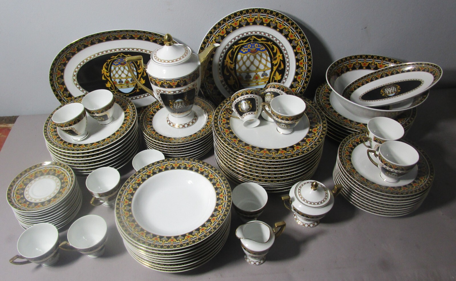 Vintage Unused 86 Piece VERSACE STYLE ITALIAN JUMBO GRUPPO Dinner Set for Twelve