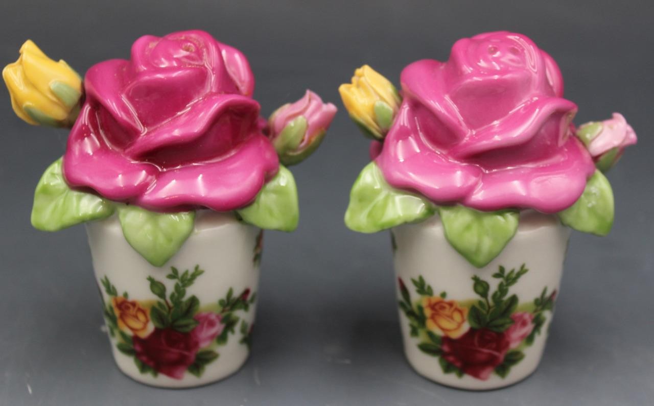 Royal Albert Old Country Roses Porcelain Sculpted Salt & Pepper Shakers