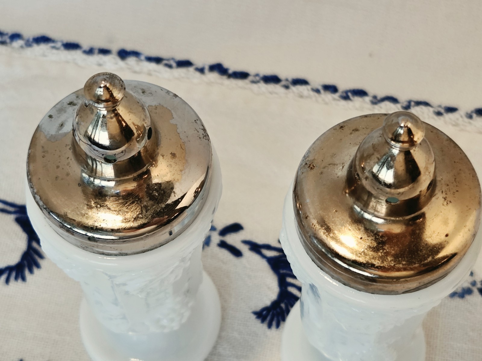 Vintage Milk Glass Salt & Pepper Shakers, Indiana Glass Harvest Grape Paneled