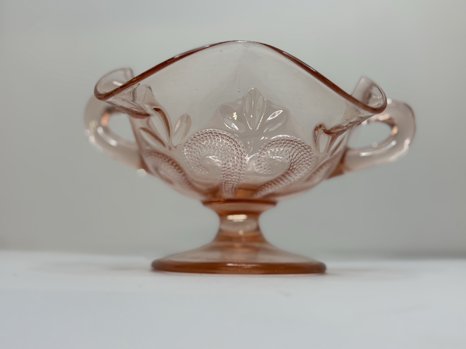Dugan &Diamond Glass Co Afterglow Pink Question Mark 2 Handled Bon Bon Dish 4”
