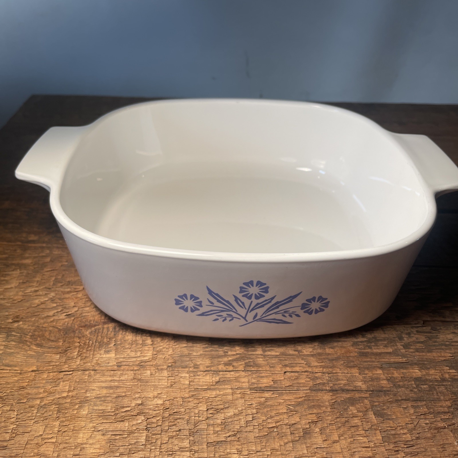 Vintage Corning Ware A-2-B Blue Cornflower 1 Quart Casserole Dish No Lid
