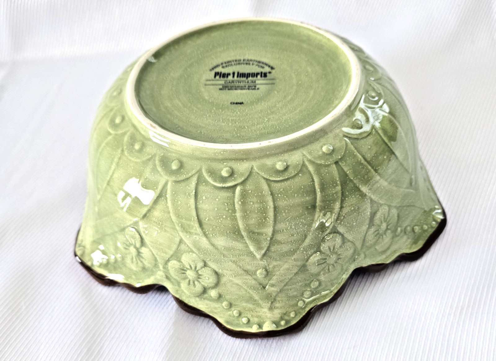 Pier 1 Carynthum Serving Bowl 10″ Hand Painted Earthenware Modern Home Decor
