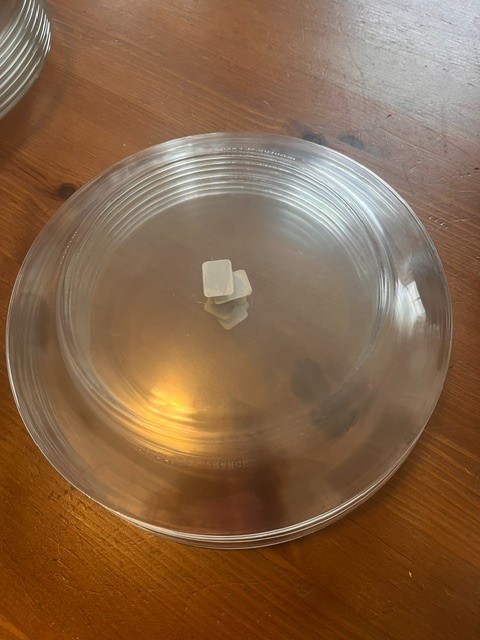 8 Arcoroc Classique Clear Glass Plates 7 7/8″ – Salad or Dessert Plates – France