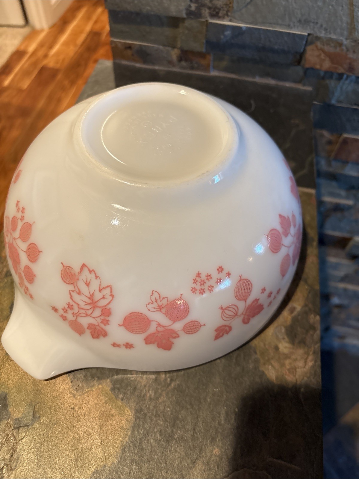 Vintage Pyrex White & Pink Gooseberry 443 Cinderella Nesting Bowl 2 1/2 Quart