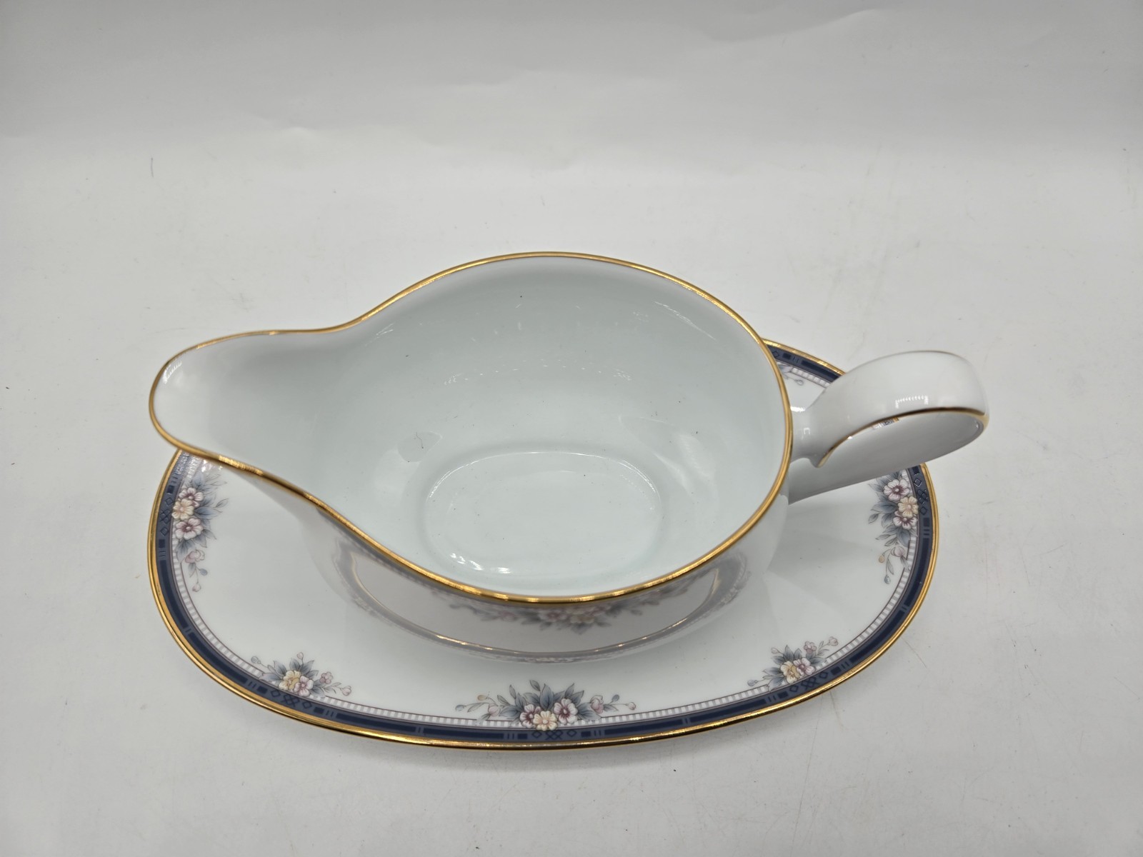 NORITAKE Porcelain China “ONTARIO” Gravy Boat & Saucer #3763 Elegant Dining Vtg