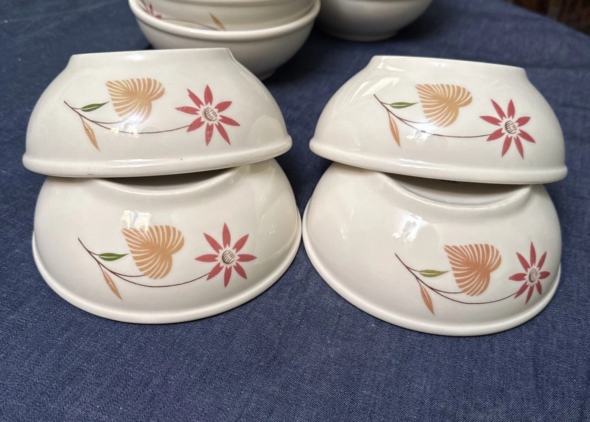 Syracuse China Hearts & Daisies Bowls Set of 4 Vintage 1958 Cereal 5.75″ SY438