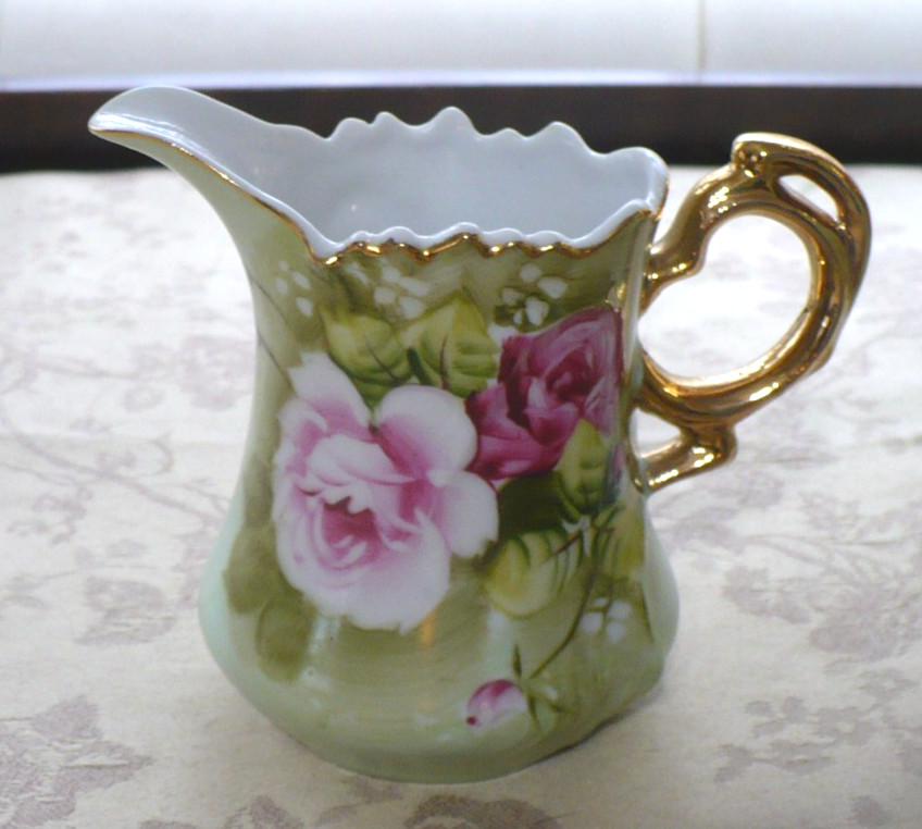 LEFTON CHINA GREEN HERITAGE ROSE ROUND TEAPOT CREAMER AND SUGAR BOWL 3 PC