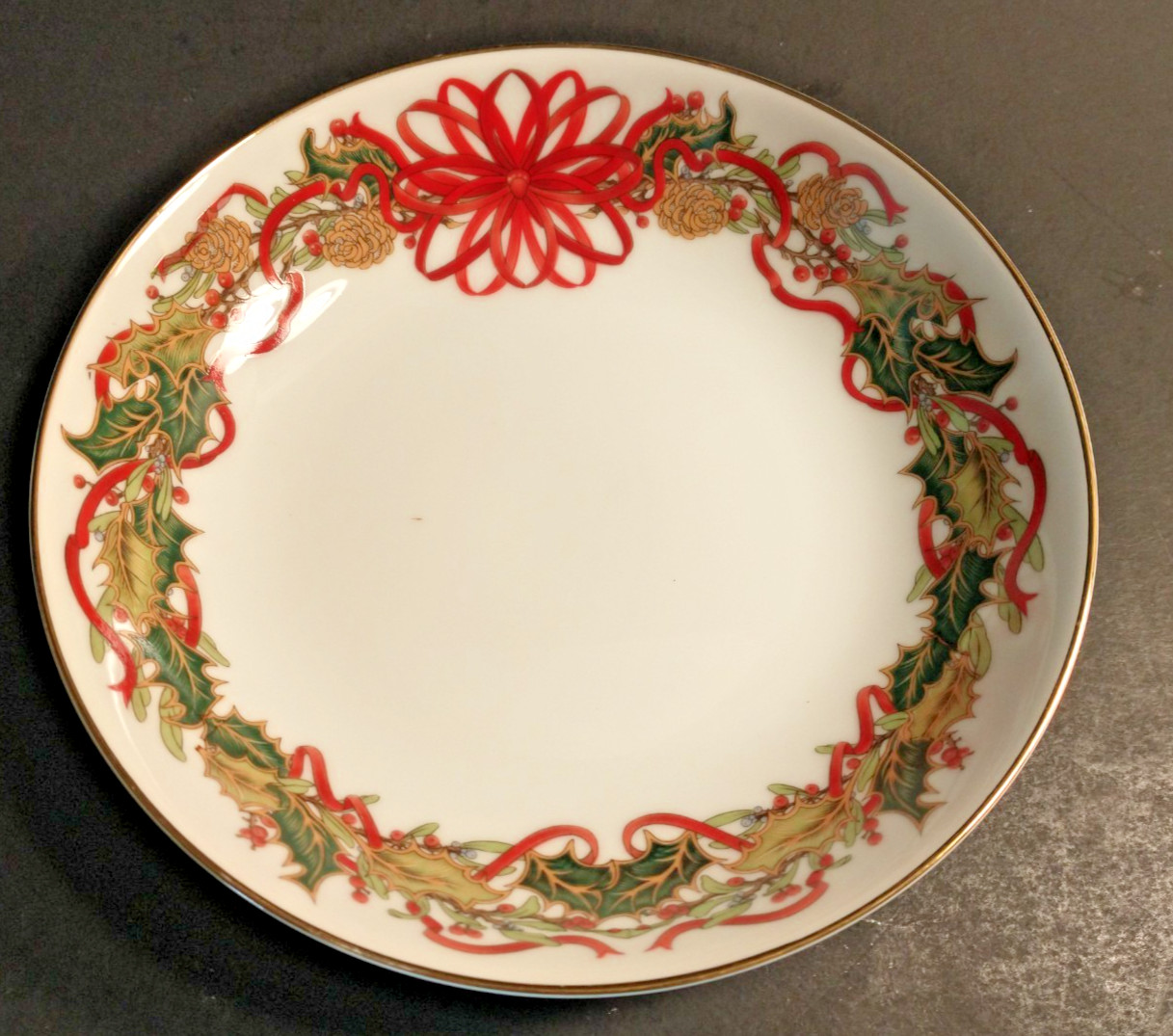 Andrea by Sadek Christmas Garland 1994 Fruit Dish 5.875″ wide x 1.25″ deep