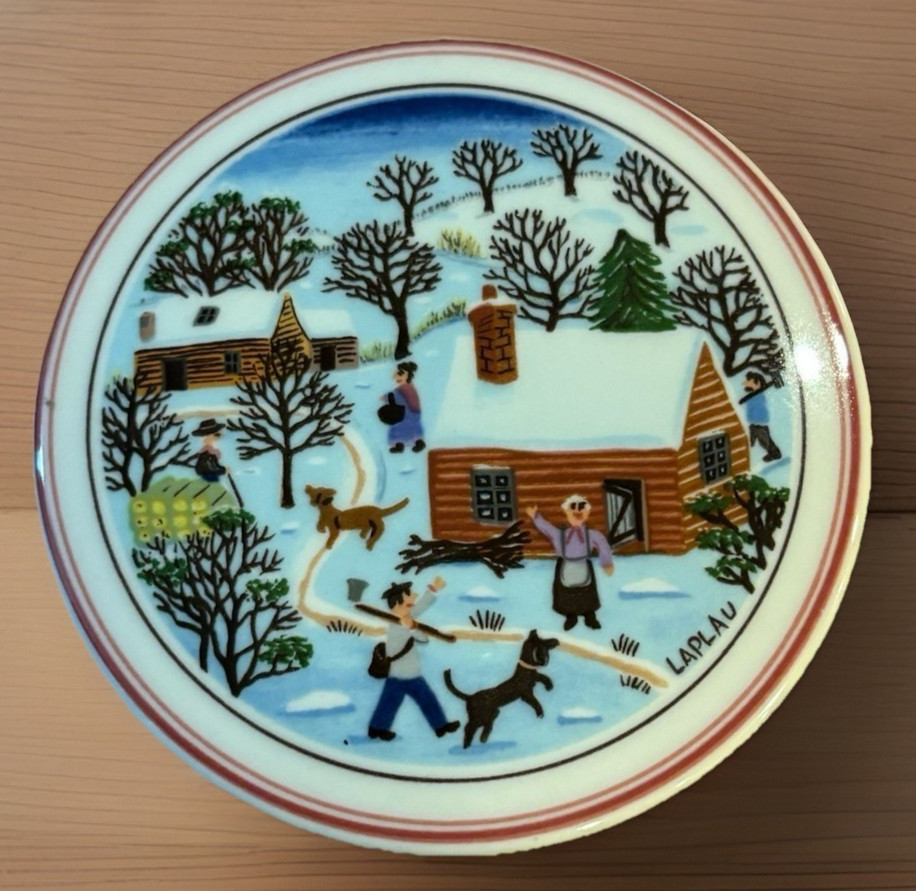 Villeroy Boch Naif Christmas Round Trinket Box 3 “