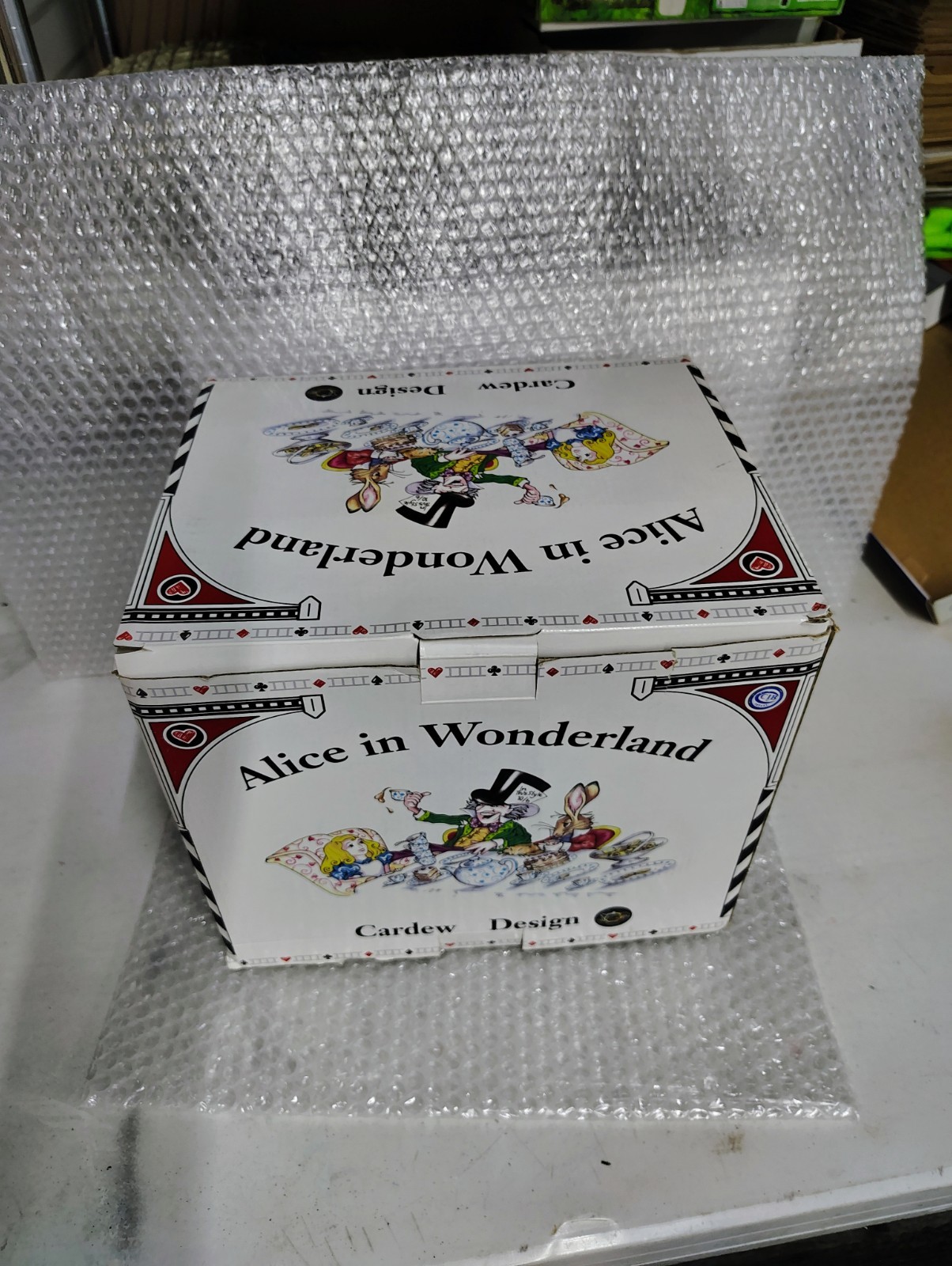 Paul Cardew – Alice in Wonderland MADHATTER’S TEAPARTY (Full Tea Set) NEW IN BOX