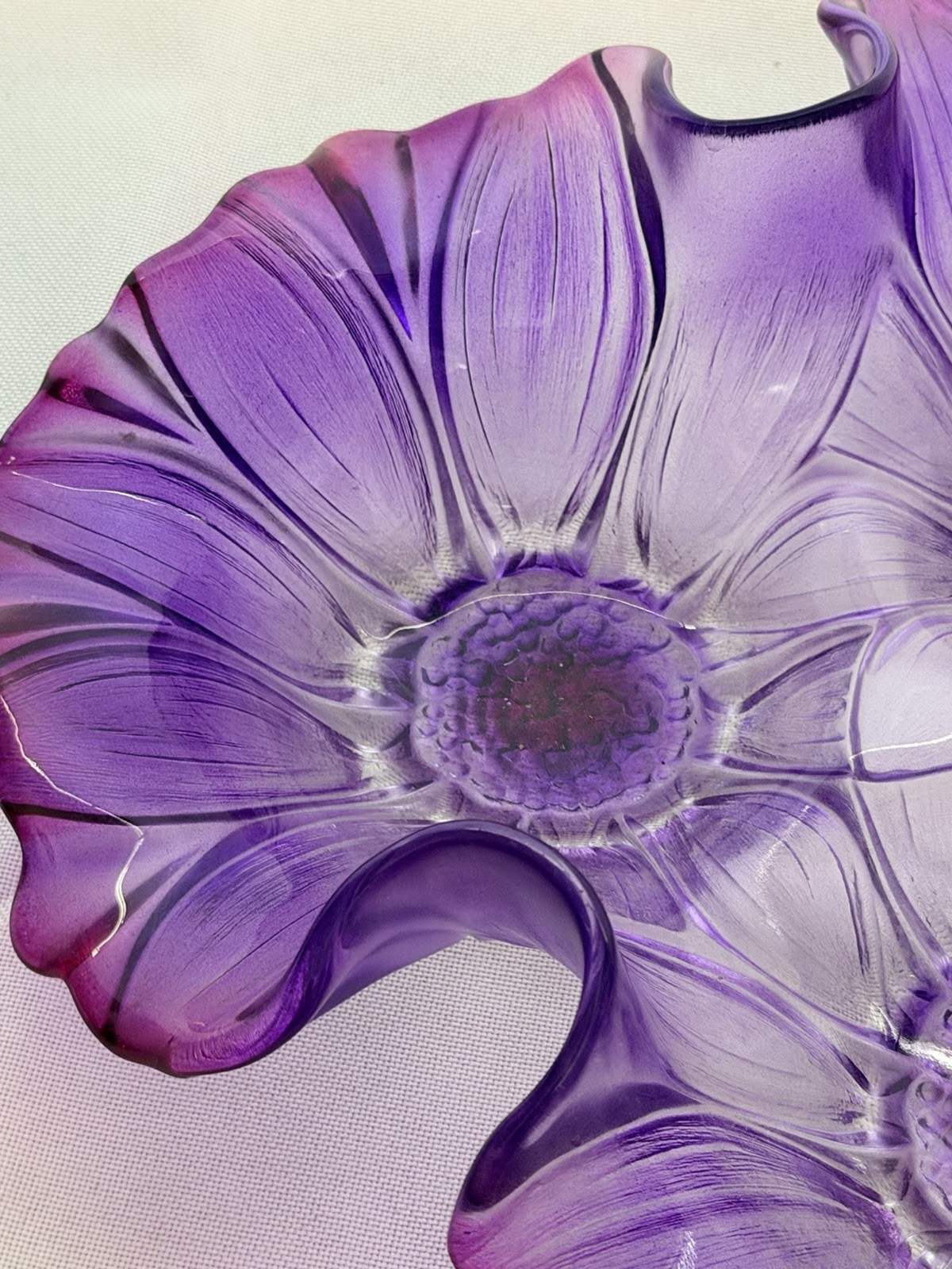 Vintage Walther Glas Sunflower Pansy Shape Amethyst Amberina 10.5” Divided Dish