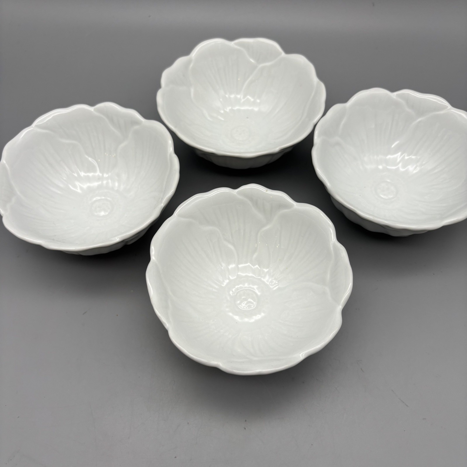 Pier 1 Imports Poppy Flower 4.5” Small White Porcelain Tulip Bowl Set of 4 Bowls