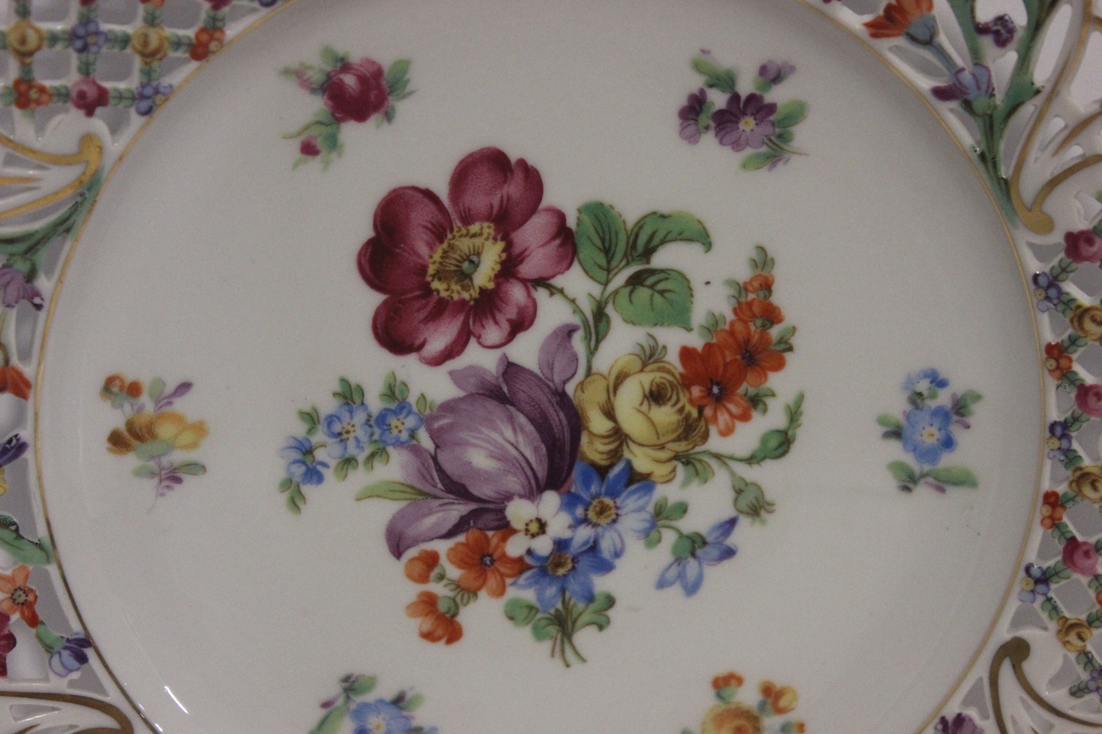 Schumann Bavaria Dresden Empress Chateau Salad Plate, 8-1/2″, 12 Plates Avail