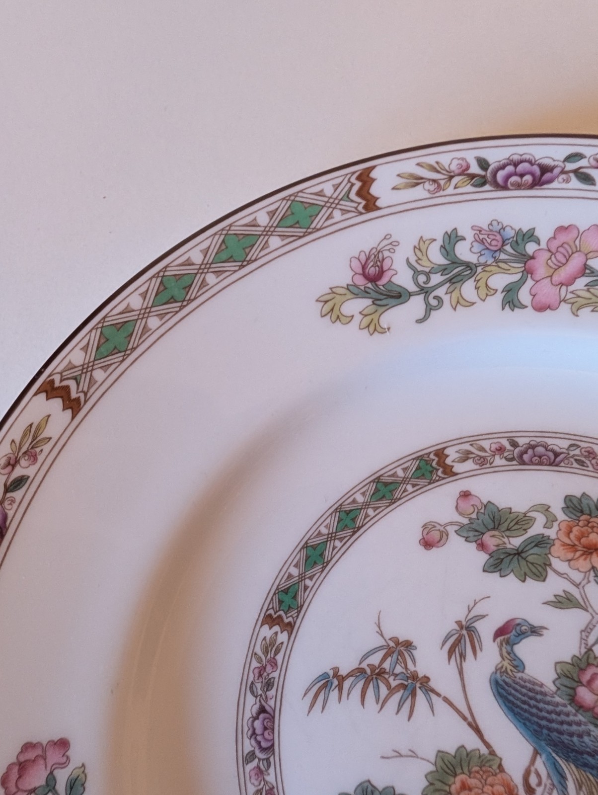 Wedgwood Kutani Crane Salad Plate Bone China England 8″ R4464