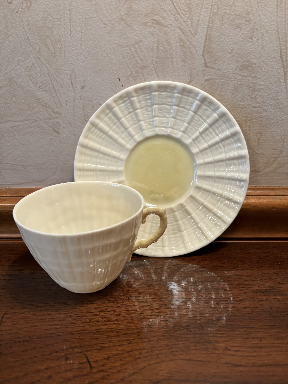Belleek Limpet Yellow Tea Set