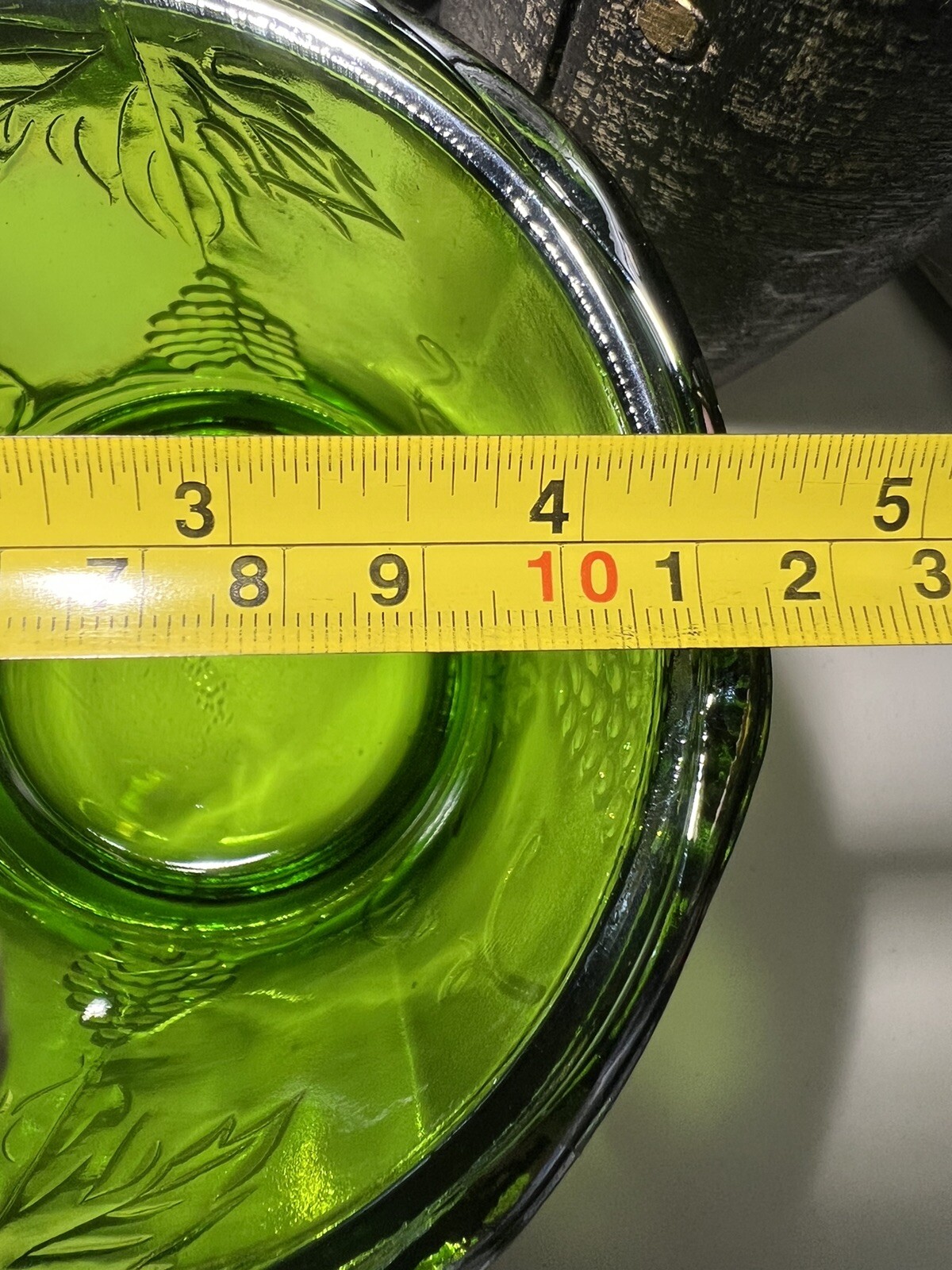 VINTAGE INDIANA GREEN GRAPE HARVEST CARNIVAL GLASS IRIDESCENTCANISTER/JAR LIDDED