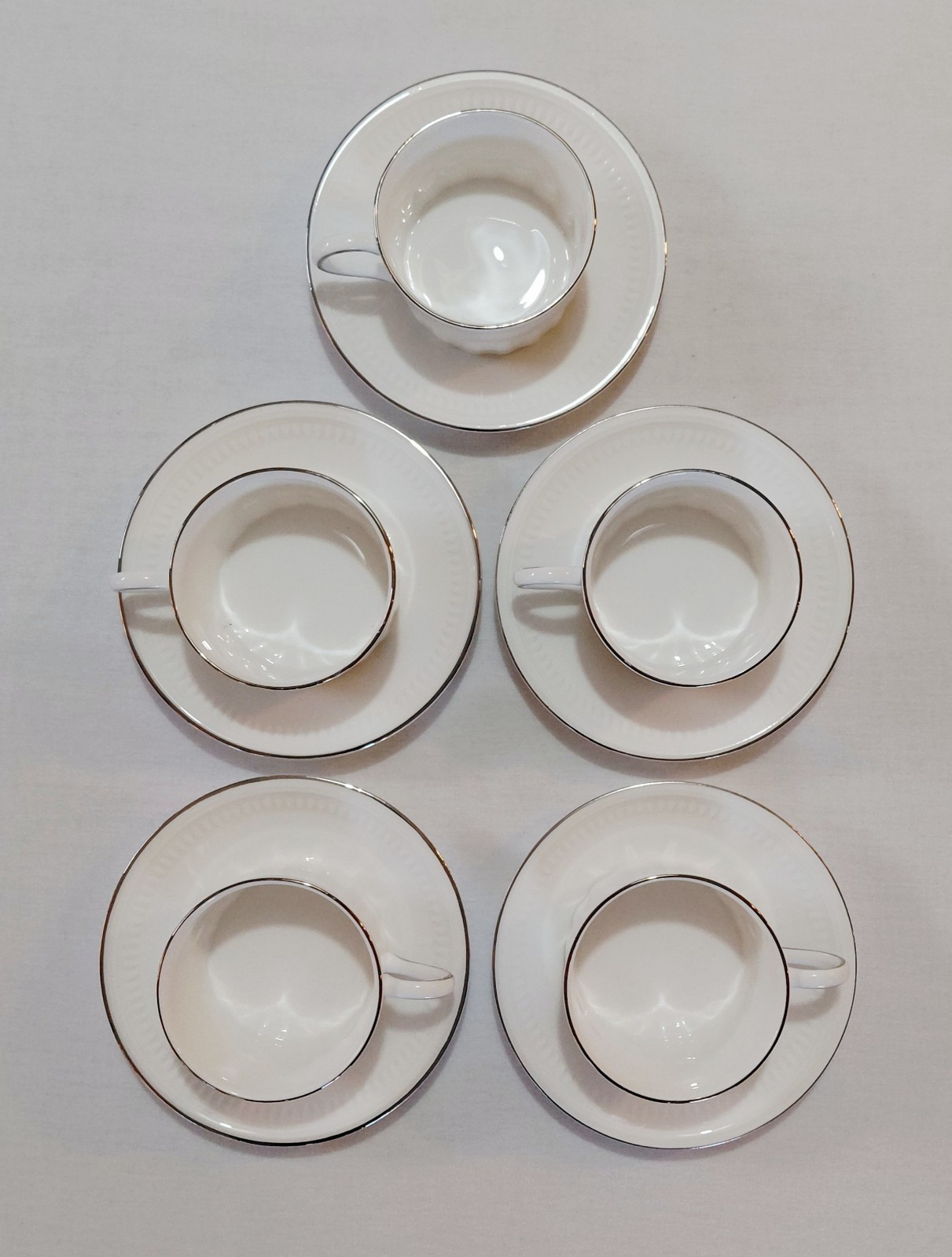 Wedgwood Cup Saucers 6 Oz Colosseum Platinum Elegant Dining Raised Panels 5 Sets