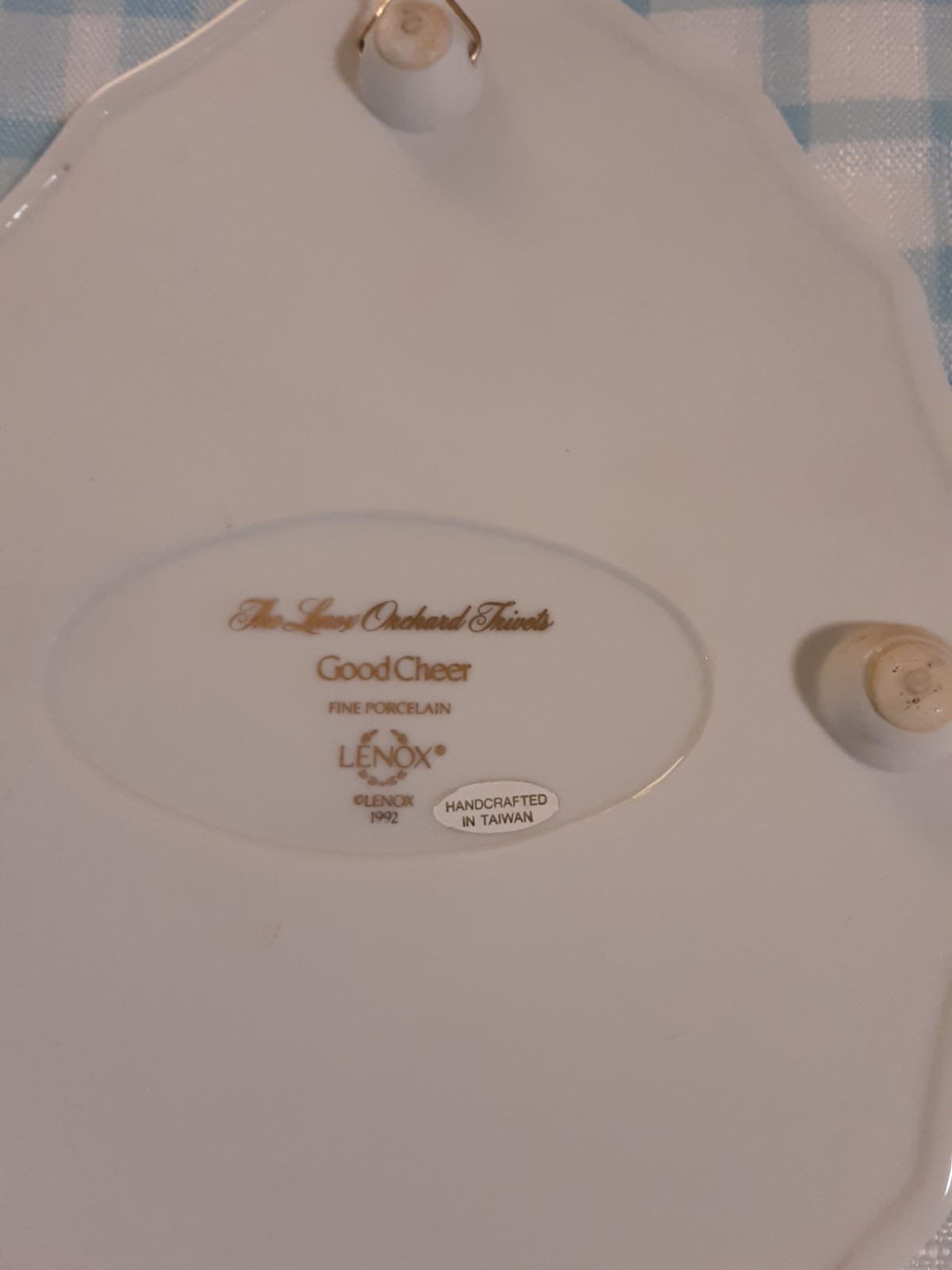 (2)1992 THE LENOX ORCHARD FINE 24K PORCELAIN TRIVETS SERIES FRUIT WALL PLAQUES