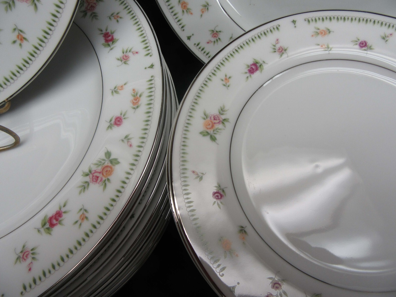 Vtg. Abingdon Fine China Made in Japan Rose Pattern 10 1/4″ Dinner Plate(s) MINT