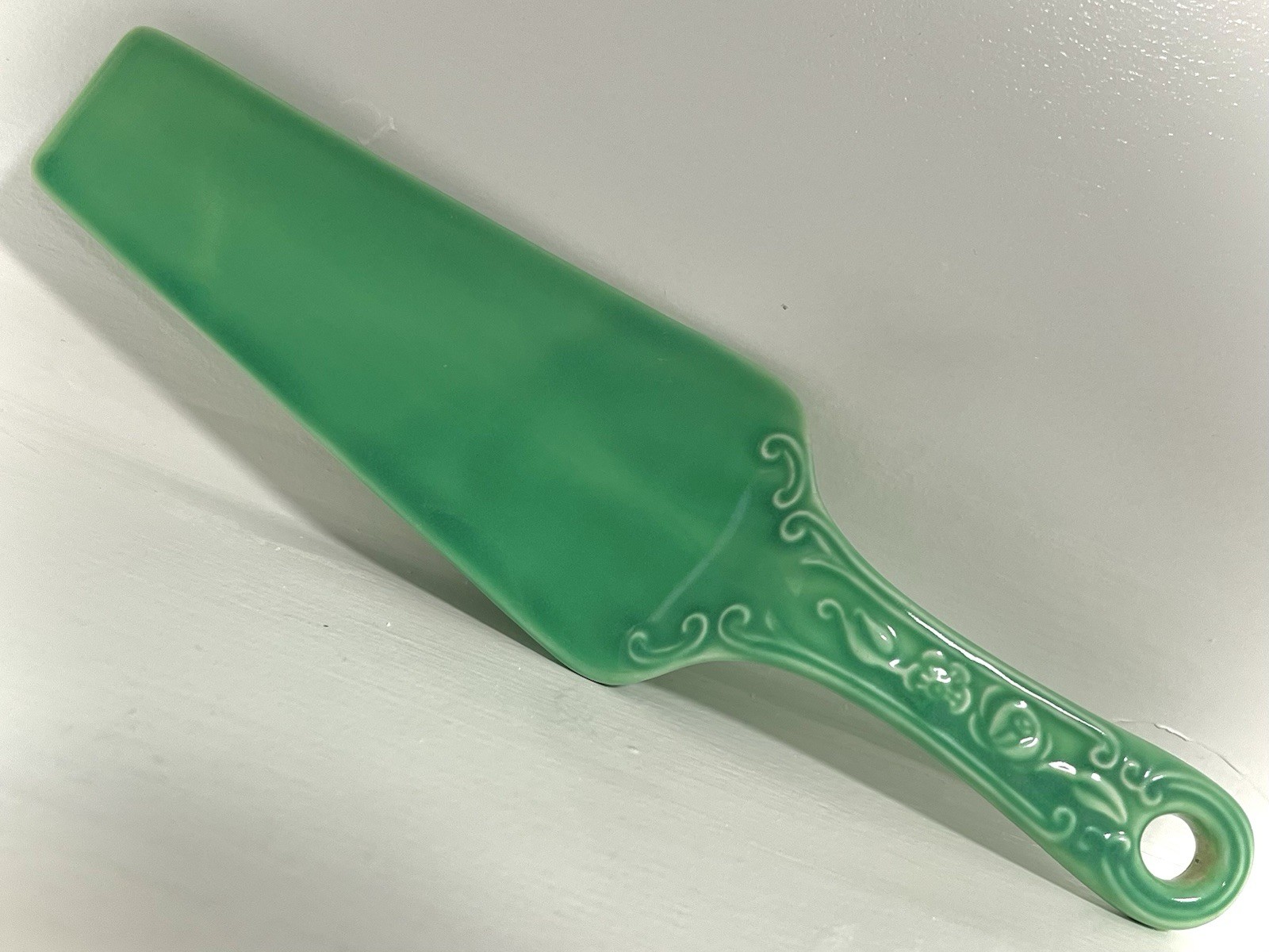 Fiesta Original Green Cake Server, rare & perfect, HLC 1936