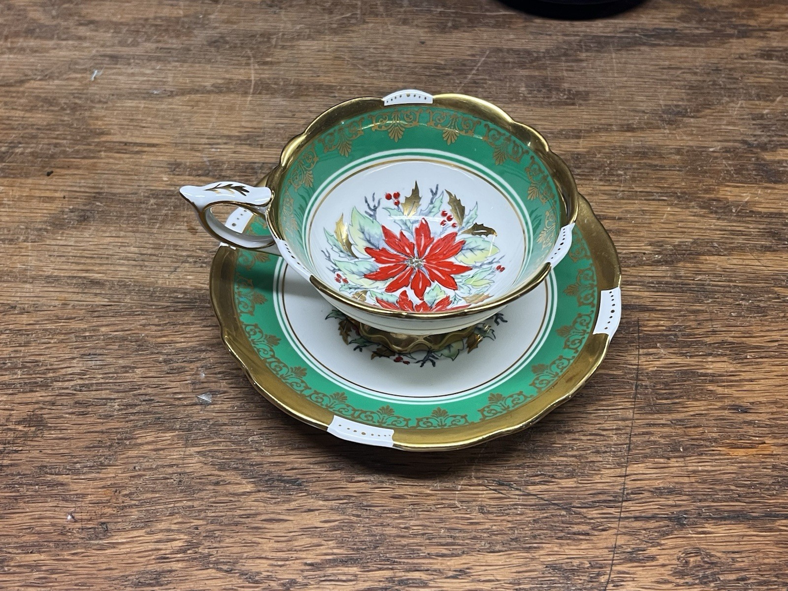 Vintage Royal Stafford Poinsettia Tea Cup & Saucer Gold Trim Scalloped England