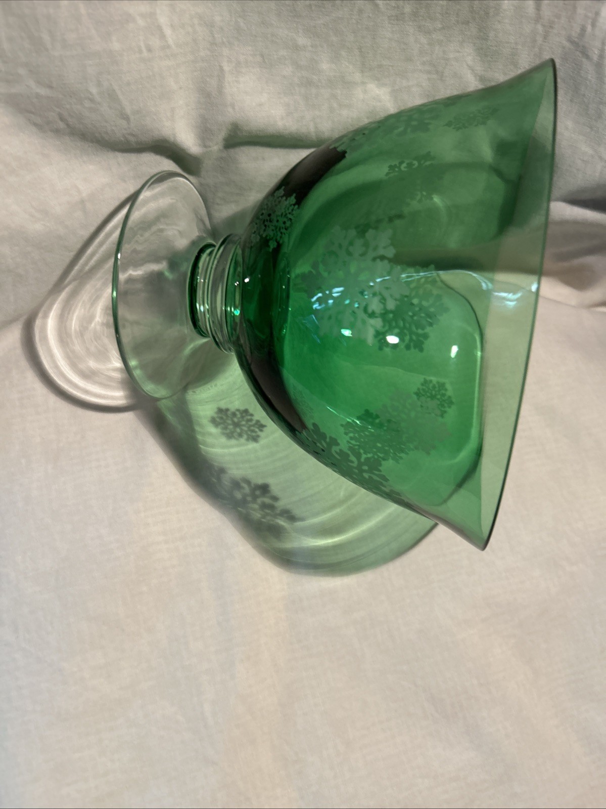 Green Glass Round FTD Snowflake Compote On Pedestal Base Serving Bowl