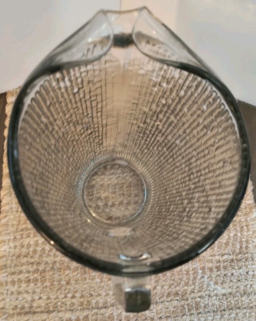 Vintage Tree Bark Design Clear Jeannette Pitcher – ExcellentCondtion! 9″ To Rim