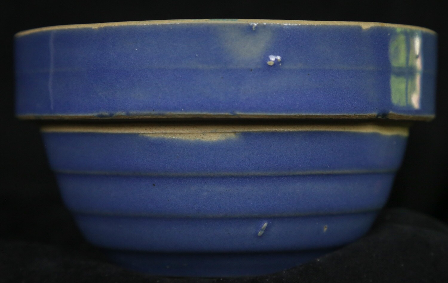Vintage Yellow Ware Cobalt Blue Nesting Bowl w/ Beehive Sides 5” Wide USA