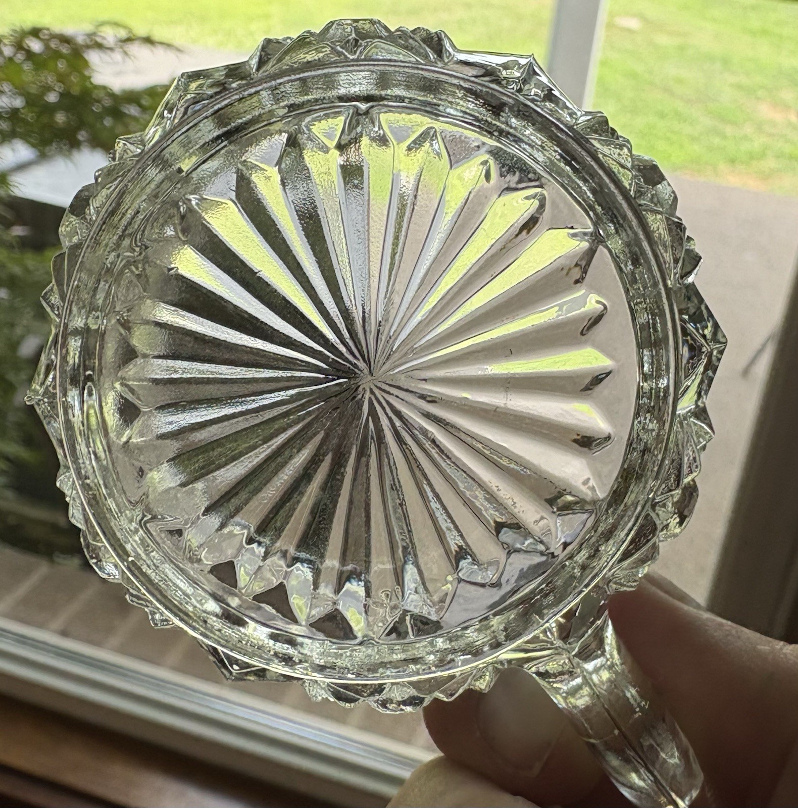 Vintage L.E. Smith Daisy & Button Punch Bowl Glass Cup 1970’s Mug Set Of 4