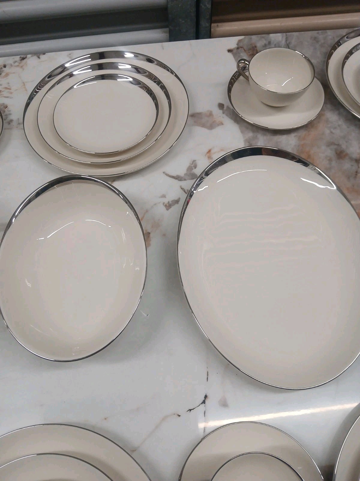 Flawless 46 Piece Set Pickard Crescent Platinum 1123 Vintage China