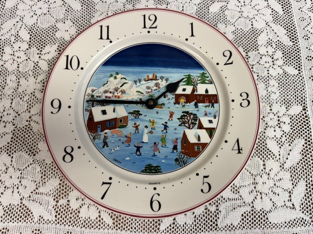 Villeroy & Boch Design Naif Christmas Winter 10″ Plate Wall Clock Gerald Laplau