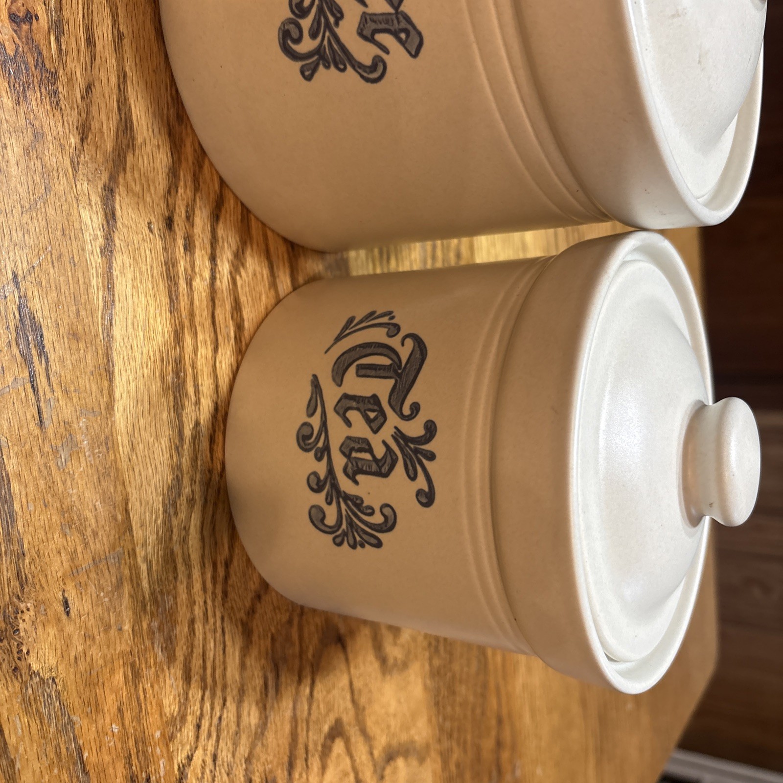 Set of 4 Vintage Pfaltzgraff Yorktowne Flour, Sugar, Coffee, Tea Canisters CC