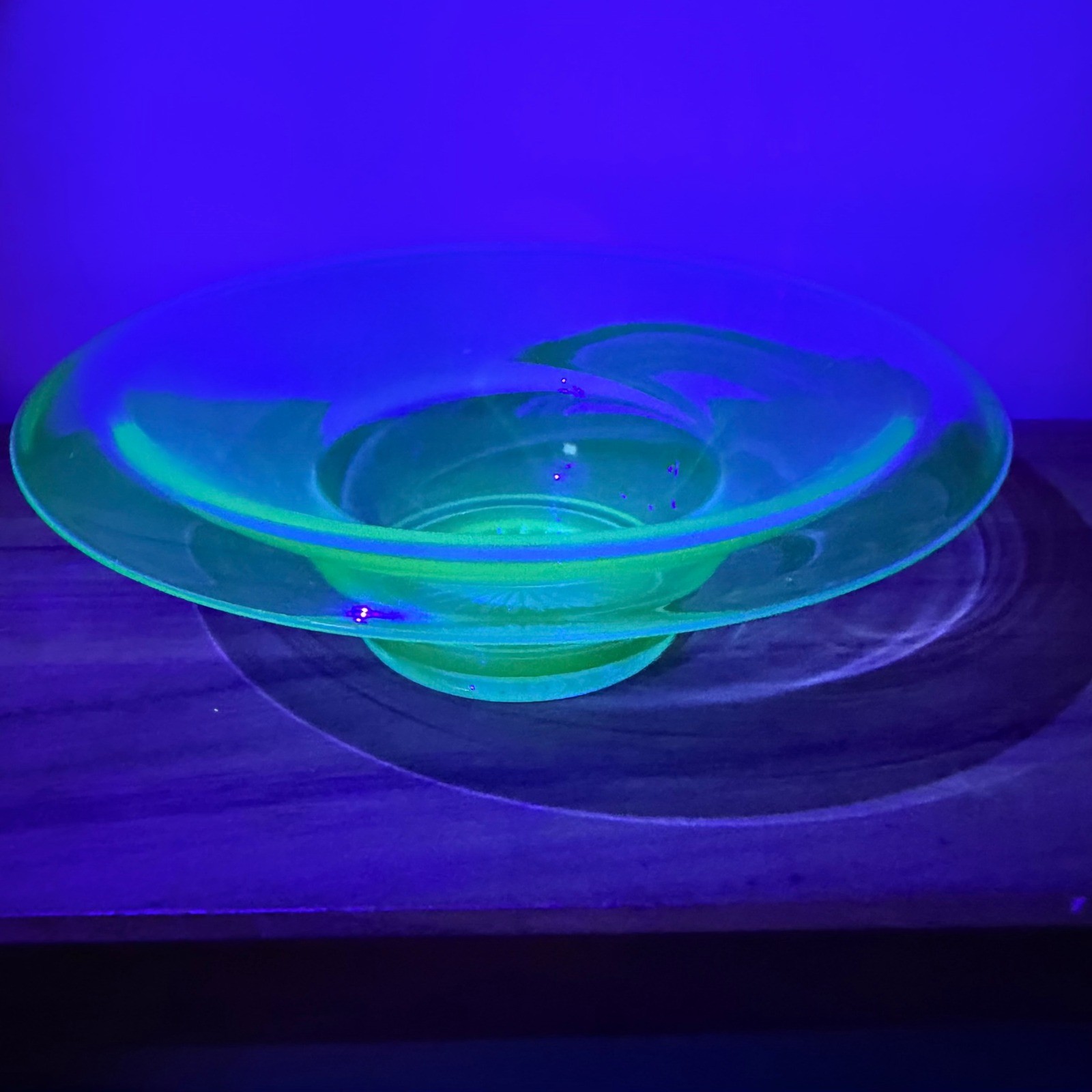 Vintage Blue Depression Glass Console Bowl Starburst Base UV Glow Manganese 9in