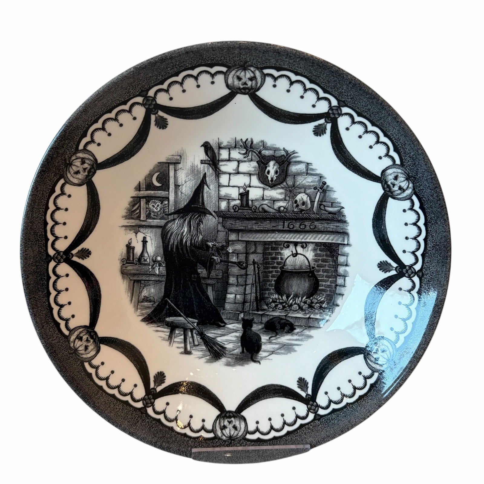 Royal Stafford HALLOWEEN HOME Cereal Bowls 7.75in Set of 4 Ceramic Spooky New