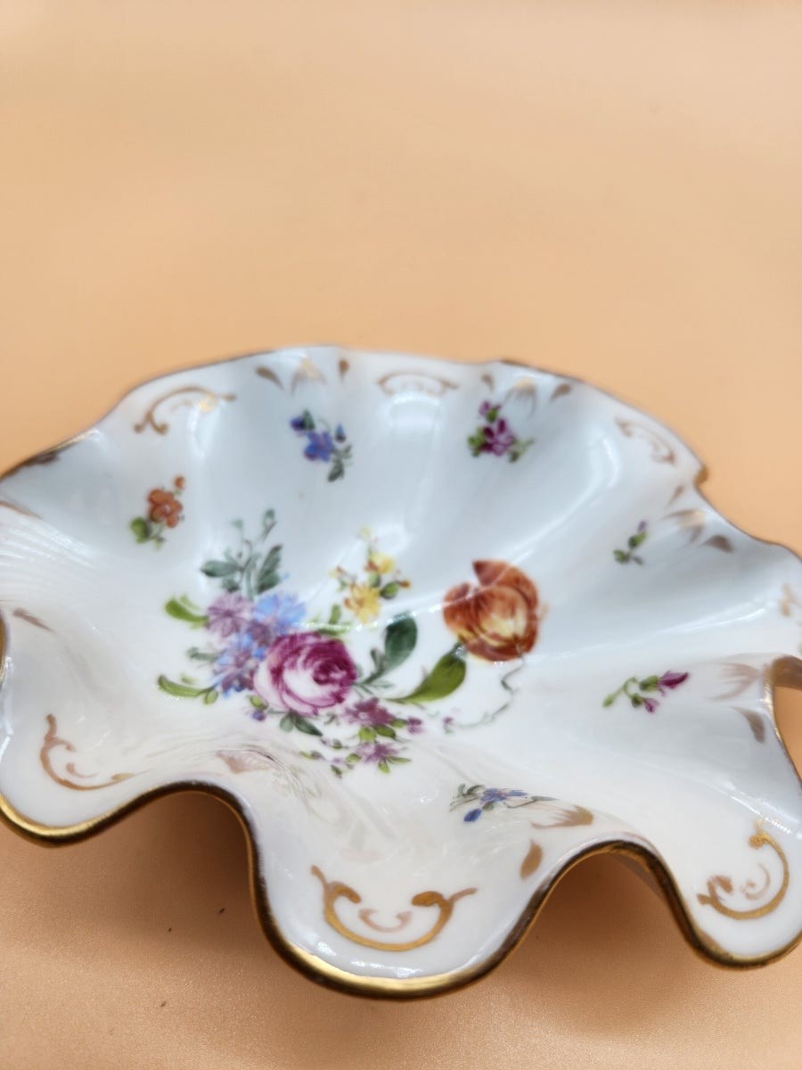 France floral candy server