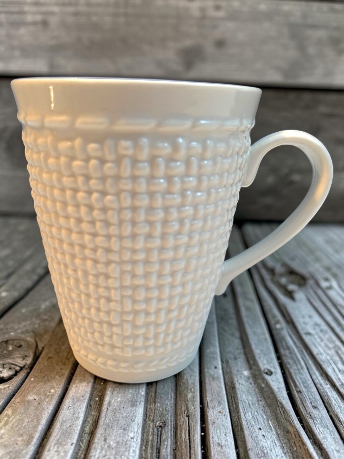 Belleek Aran Collection White Textured Ceramic Mug Made in Ireland 12 oz